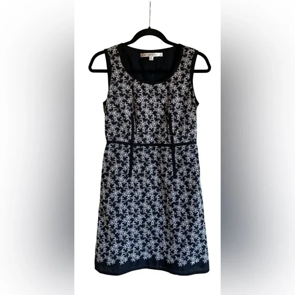 Women’s Max Studio Embroidered Sleeveless Dress S
